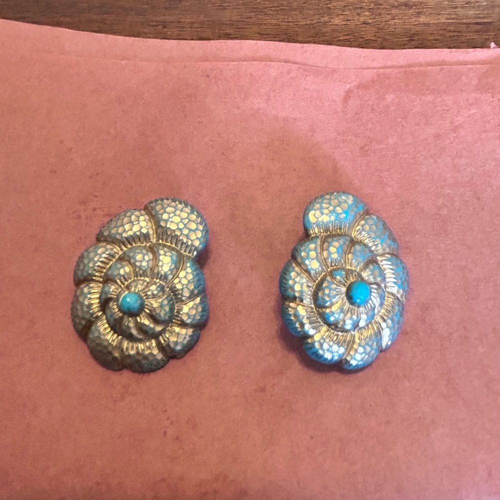 Vintage Clipon Nautilus Earrings